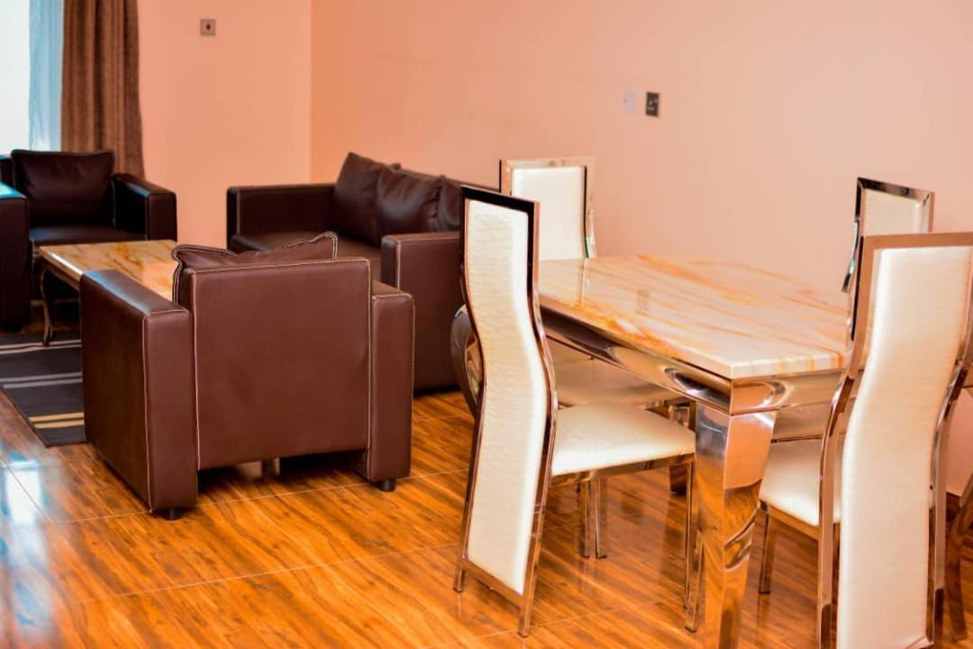 Wetland Hotel Ughelli Ngoại thất bức ảnh