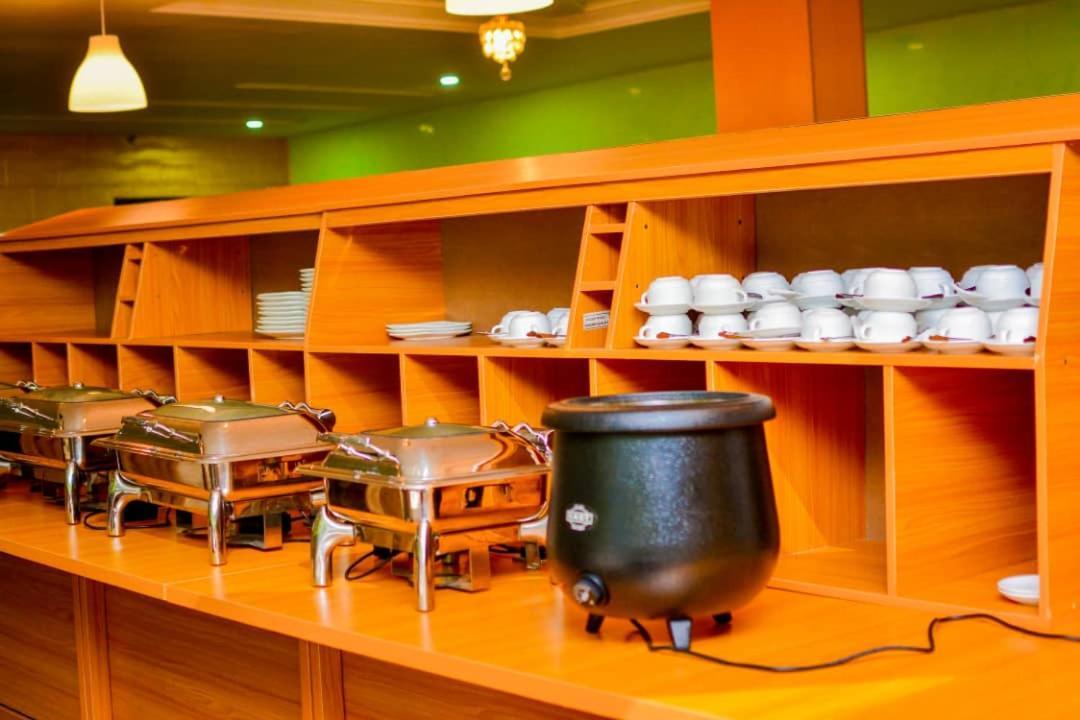 Wetland Hotel Ughelli Ngoại thất bức ảnh