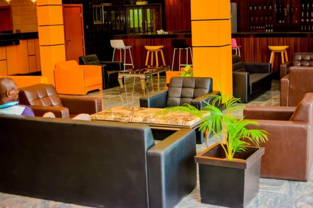 Wetland Hotel Ughelli Ngoại thất bức ảnh